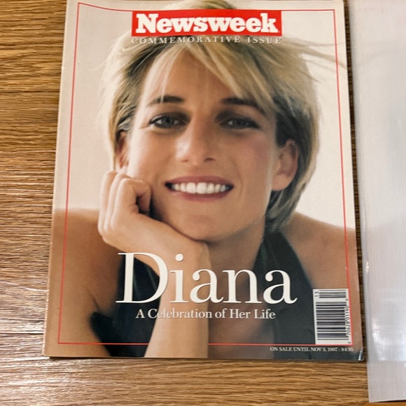 Diana Tribute Magazine Collection - Picture 2 of 4